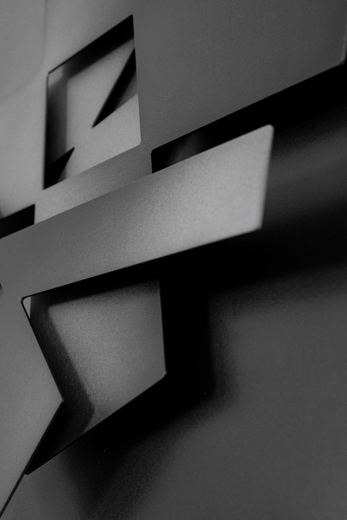 COMPOSITIONS C-01 INTERSECT
